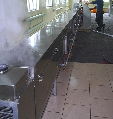Máquina de classificação de alta qualidade notável de Tray Sealing Making Instant Noodle